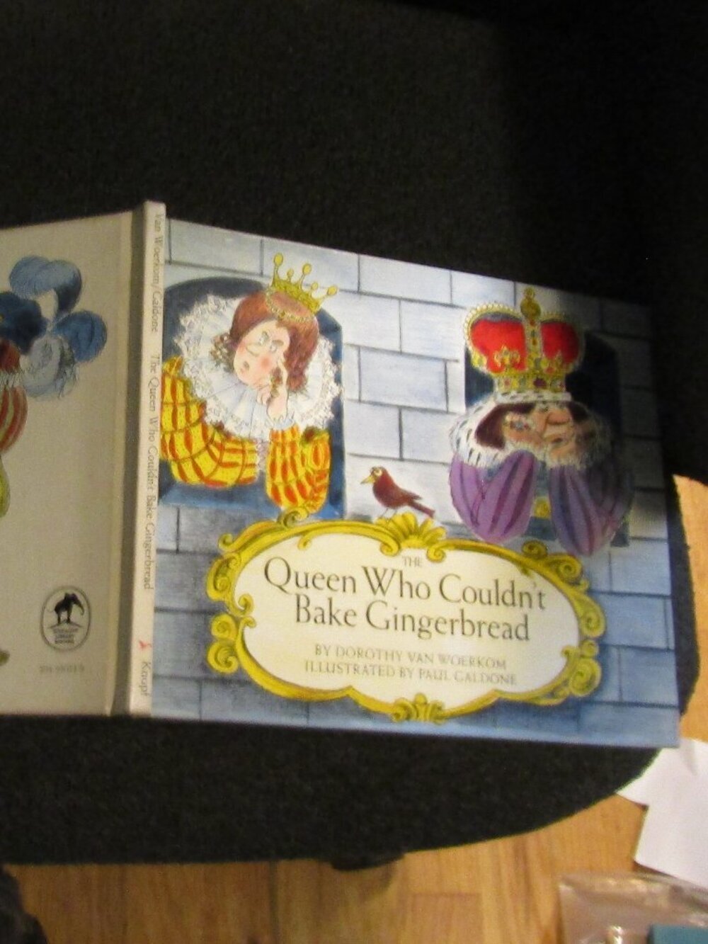 RARE German Folk Tale QUEEN WHO COULDN'T BAKE GINGERBREAD 1975 1st Van Woerkom